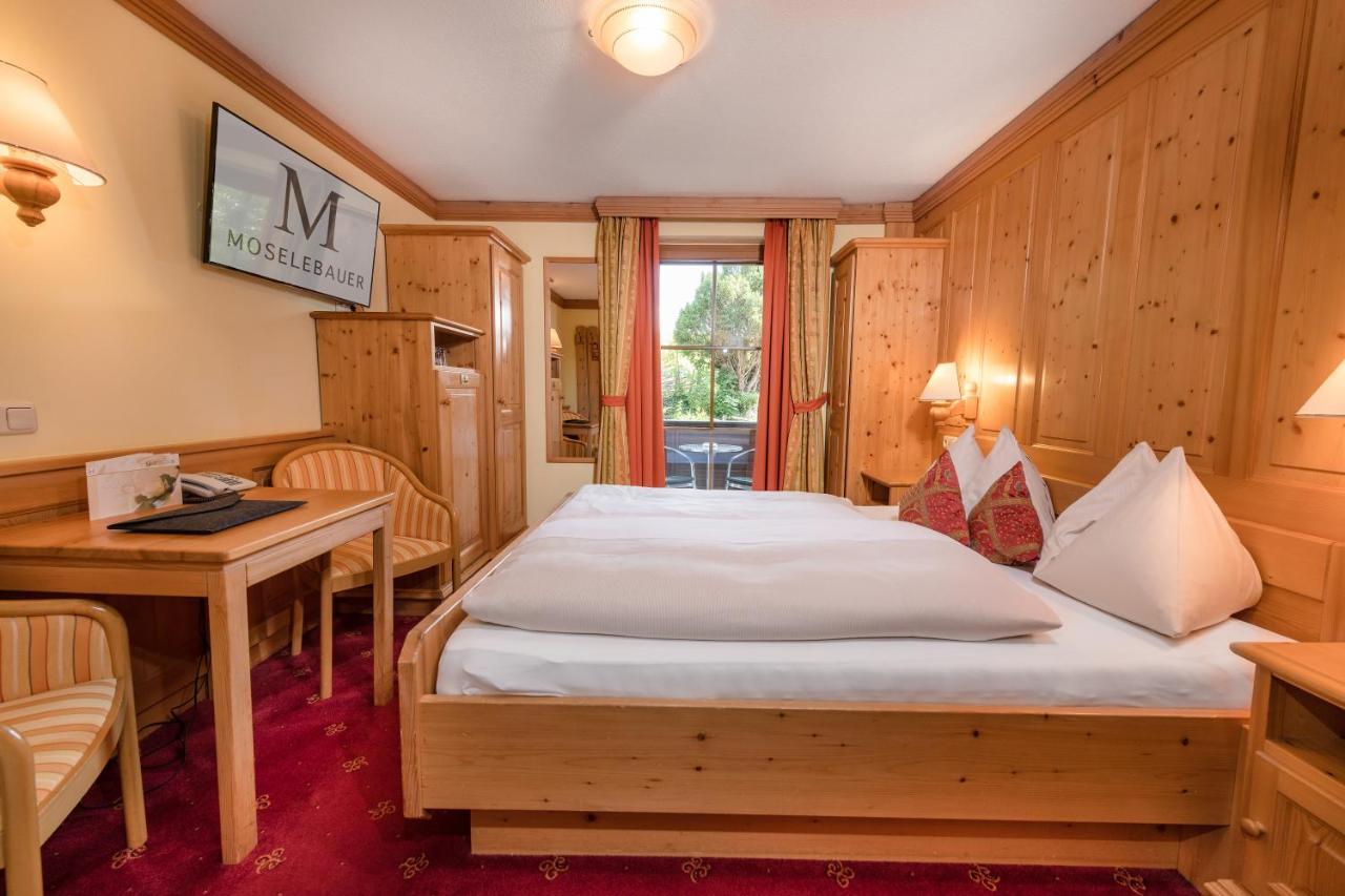 Hotel Moselebauer Bad Sankt Leonhard im Lavanttal Buitenkant foto