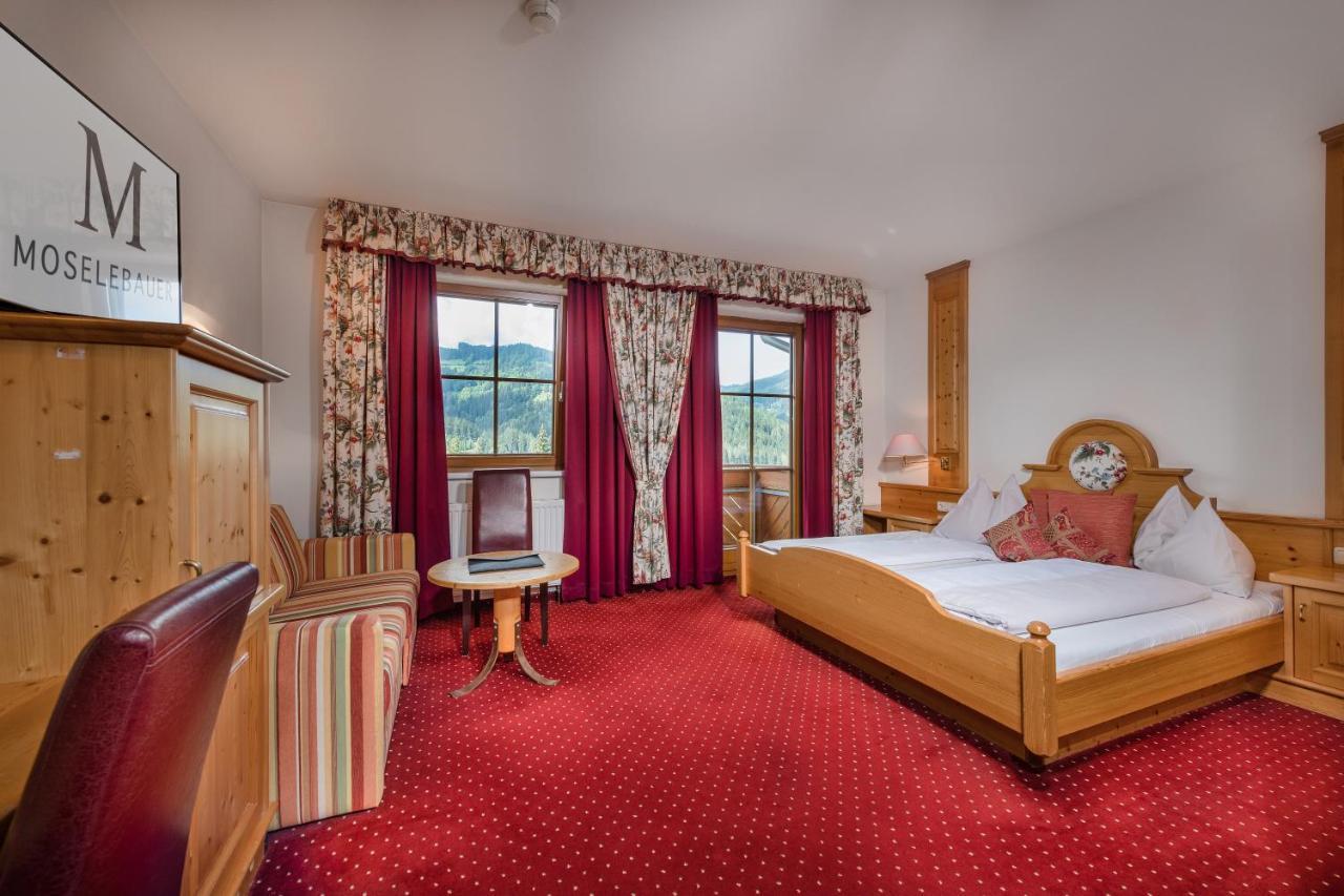 Hotel Moselebauer Bad Sankt Leonhard im Lavanttal Buitenkant foto